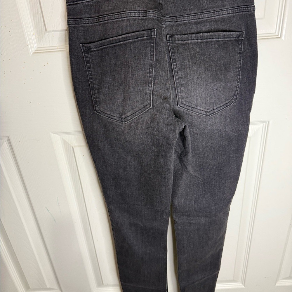 Express Super High Rise Legging Jeans 4R Black Wash Stretch+ Button Denim NWT - Picture 4 of 4
